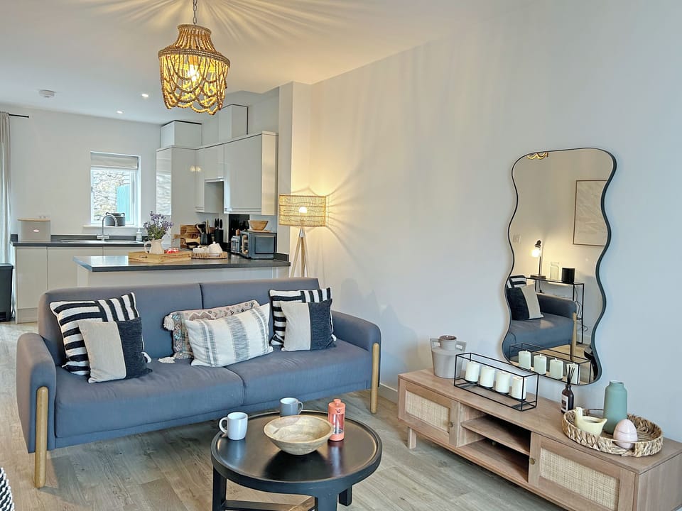 Open plan living space | Goose Cottage, Hayle