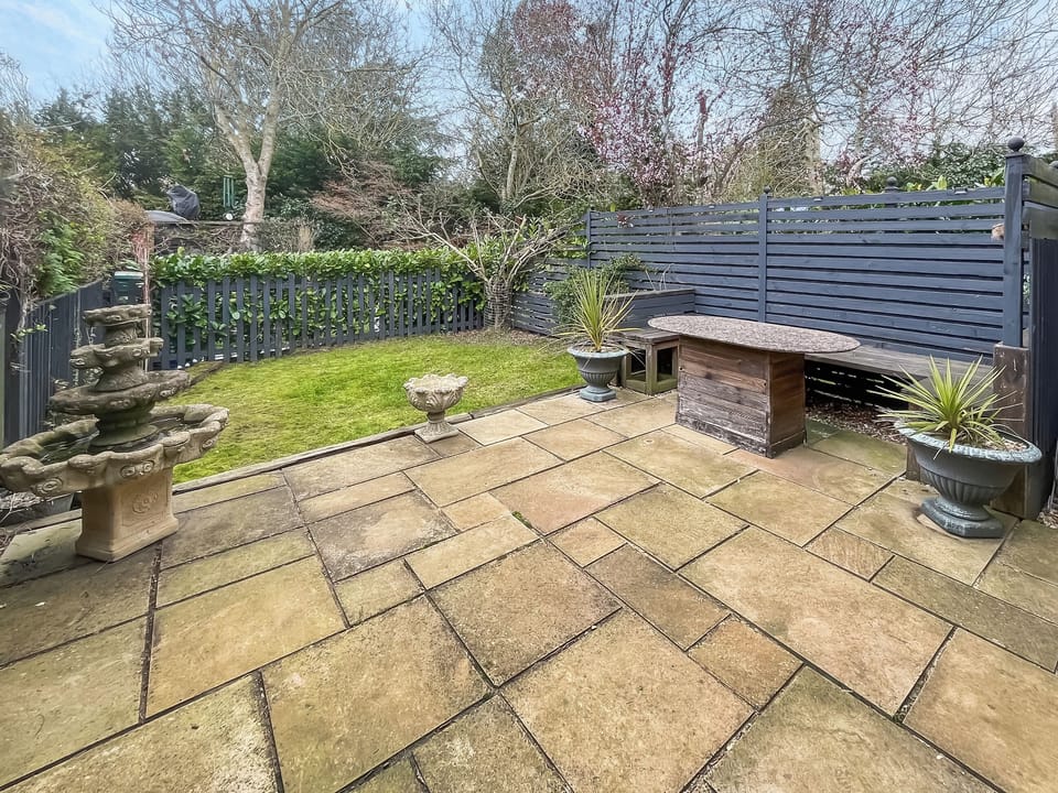 Patio | Berts Barn, Candlesby