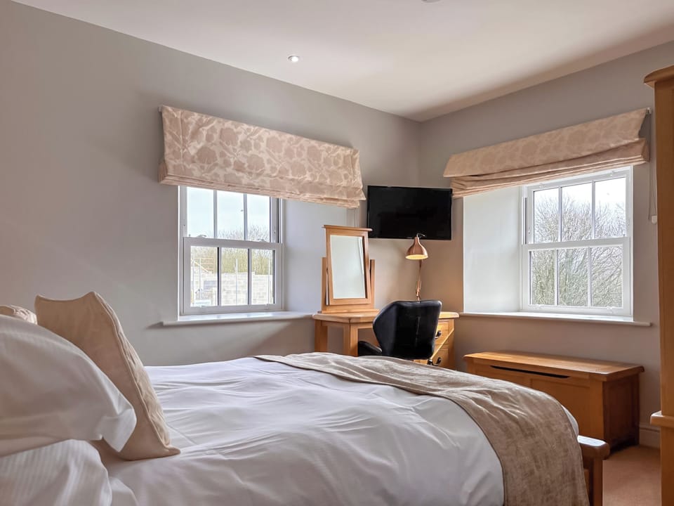 Double bedroom | Stable Cottage - Saddle Room, Leyburn