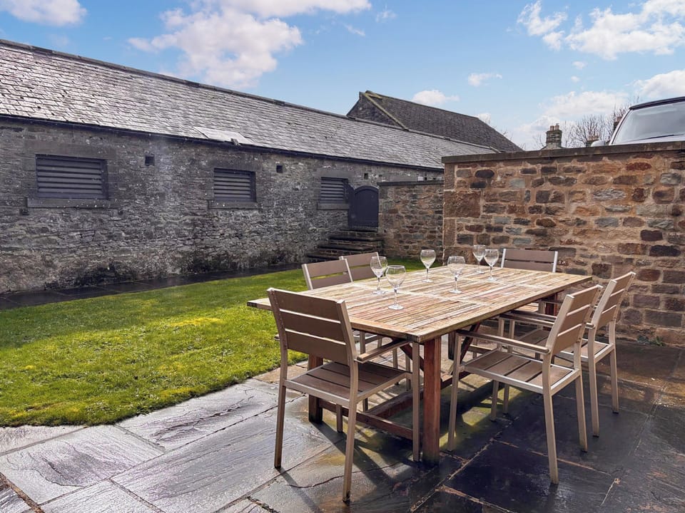 Outdoor | Stable Cottage - Saddle Room, Leyburn