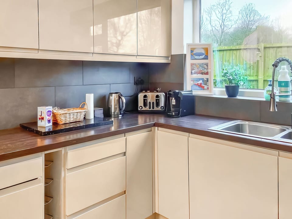 Kitchen | Cross Lane Cottage, Pudsey, near Leeds