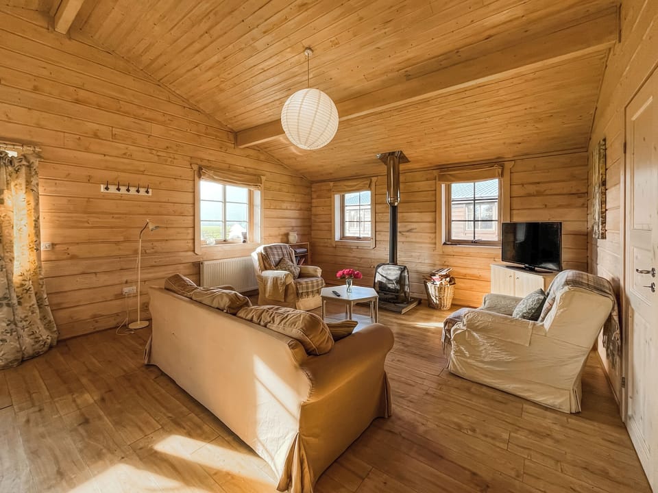 Open plan living space | Skylark Lodge - Arbigland Farm, Dumfriesshire