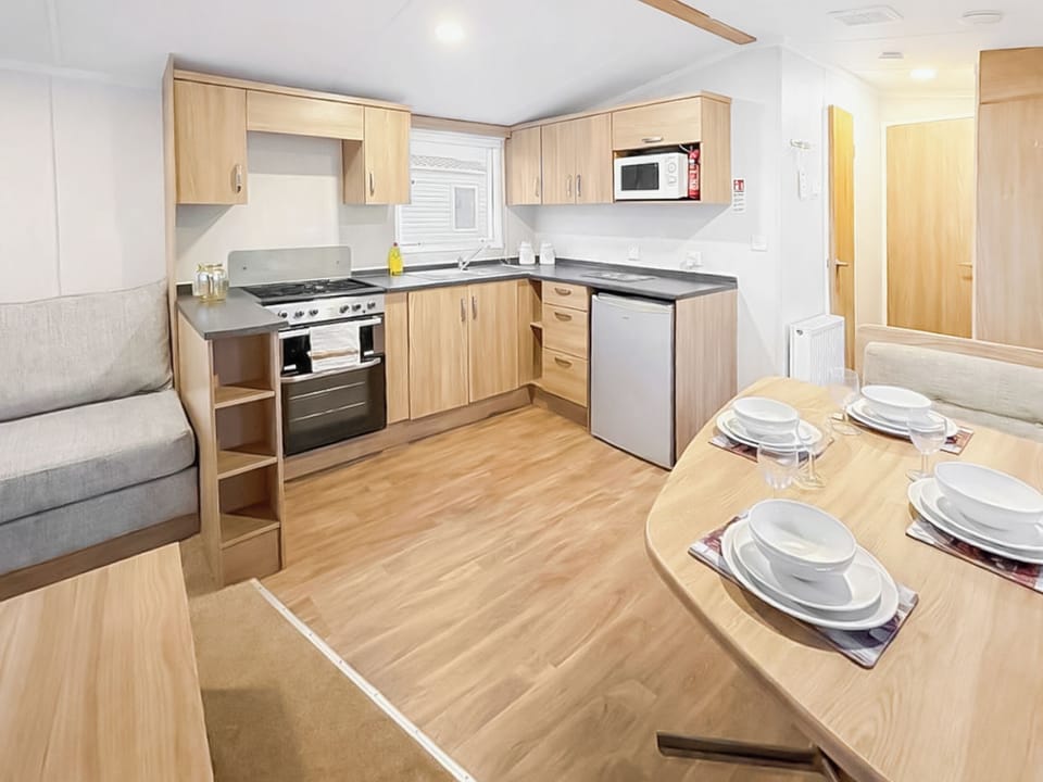 Open plan living space | Gold Series - 2 - Fairway Holidays, Sandown