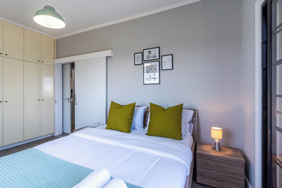 Apartment, 2 Bedrooms, Kitchen, City View | Egyptian cotton sheets, premium bedding, blackout drapes