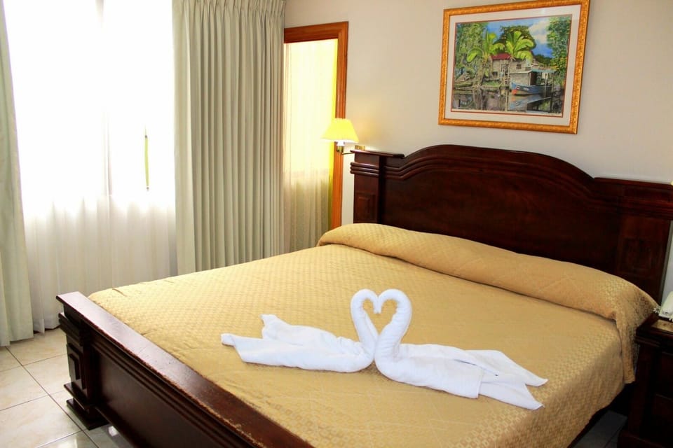 Premium bedding, minibar, in-room safe, blackout drapes