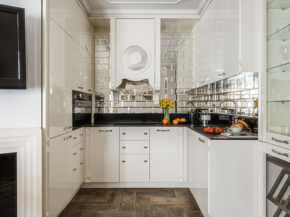 Private kitchenette