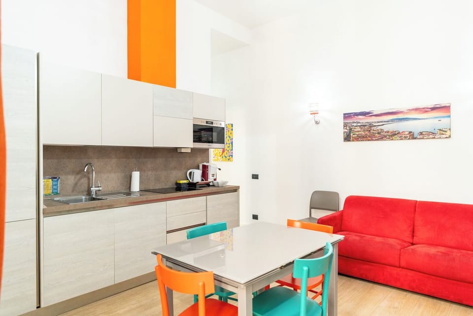 Apartment (2 Bedrooms) | Private kitchenette | Espresso maker, microwave, oven, electric kettle