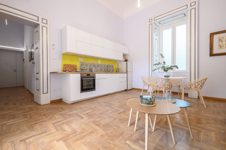 Apartment (1 Bedroom) | Private kitchen | Oven, stovetop, cookware/dishes/utensils, dining table