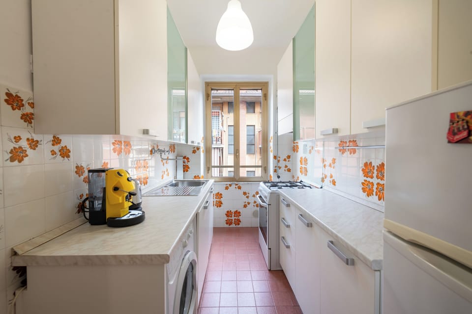 Apartment (3 Bedrooms) | Private kitchen | Oven, stovetop, dishwasher, espresso maker