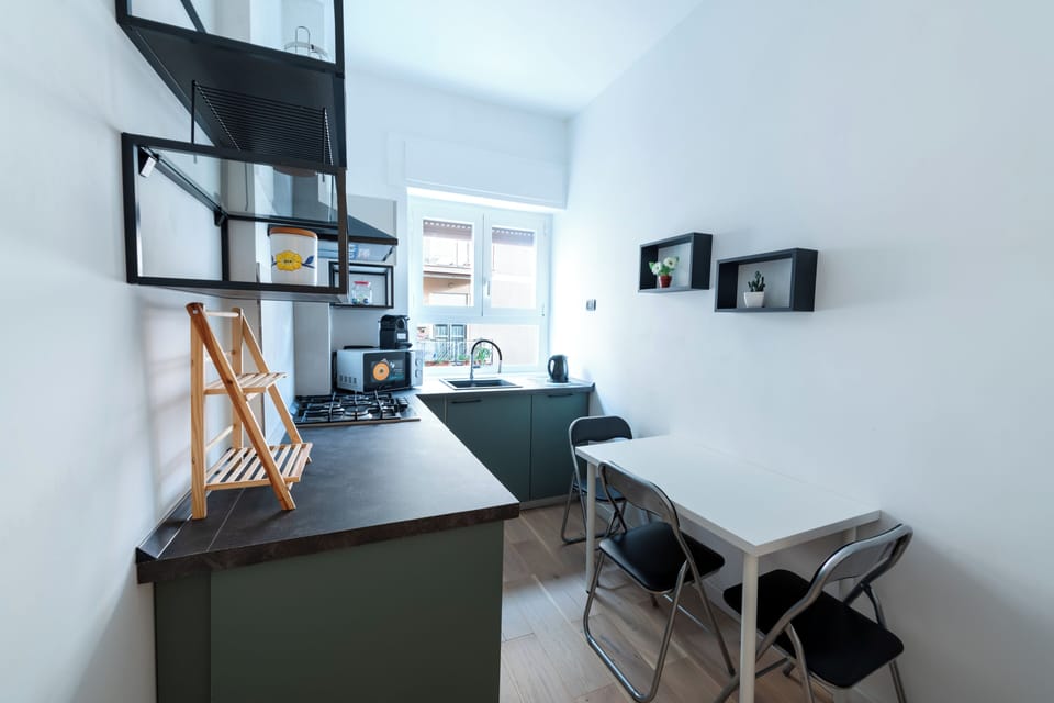 Apartment (2 Bedrooms) | Private kitchen | Microwave, oven, stovetop, dishwasher