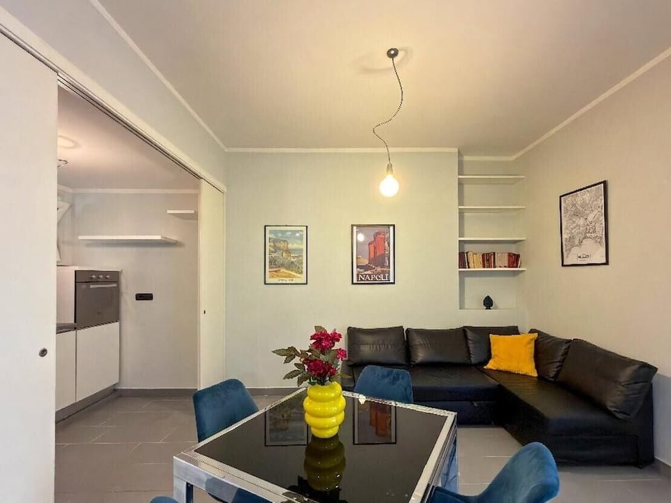 Apartment (2 Bedrooms) | Living area