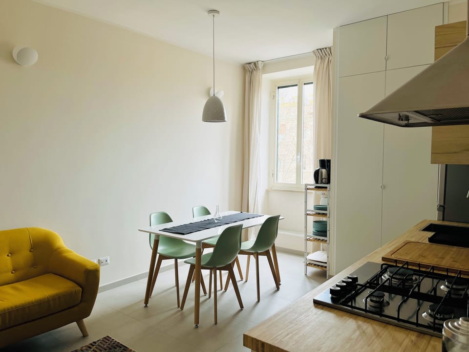 Apartment (2 Bedrooms) | Living area | TV