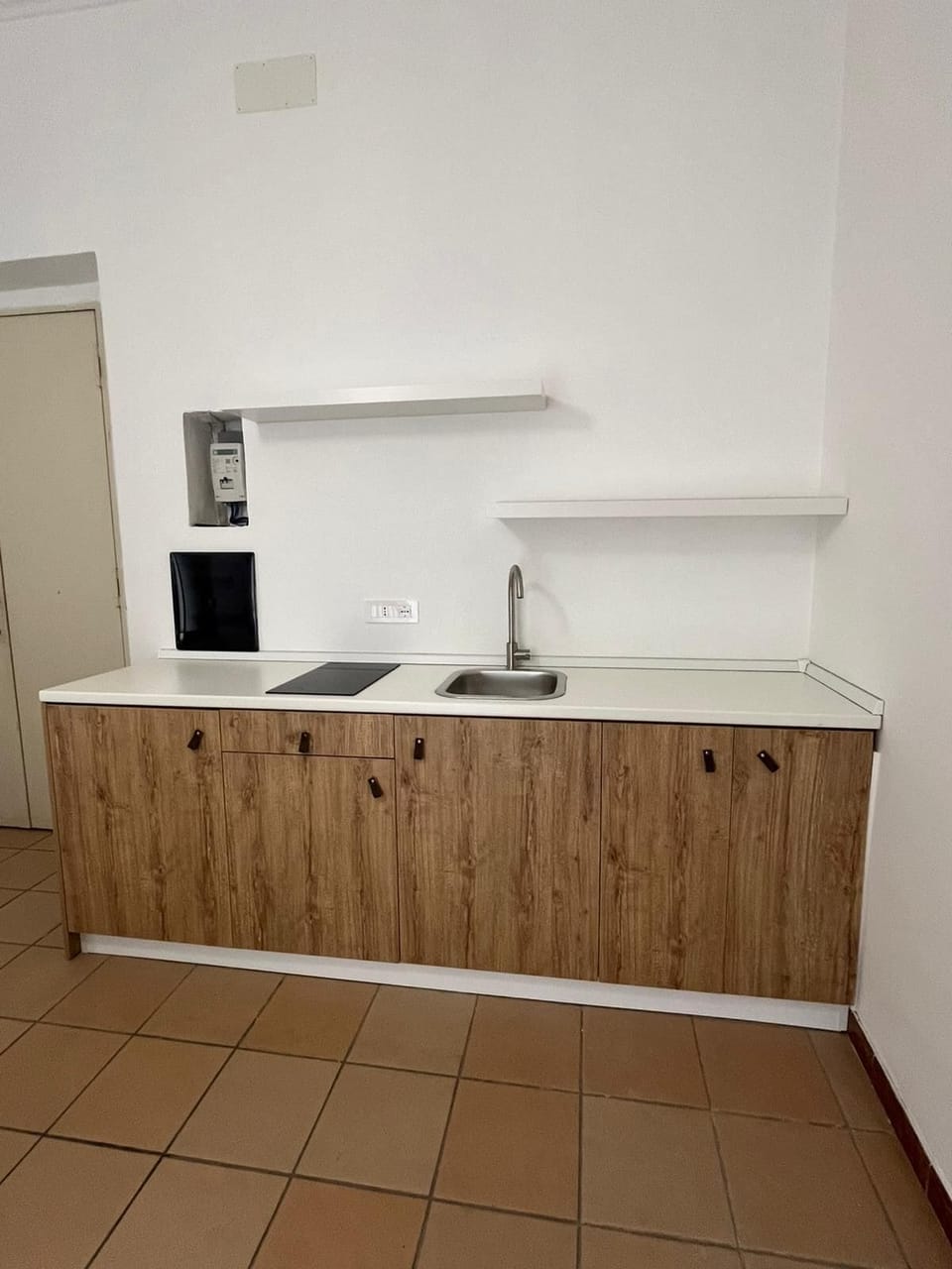 Apartment (2 Bedrooms) | Private kitchen | Stovetop, cookware/dishes/utensils, dining tables