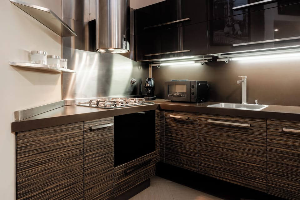 Studio (0 Bedroom) | Private kitchenette | Microwave, espresso maker, electric kettle