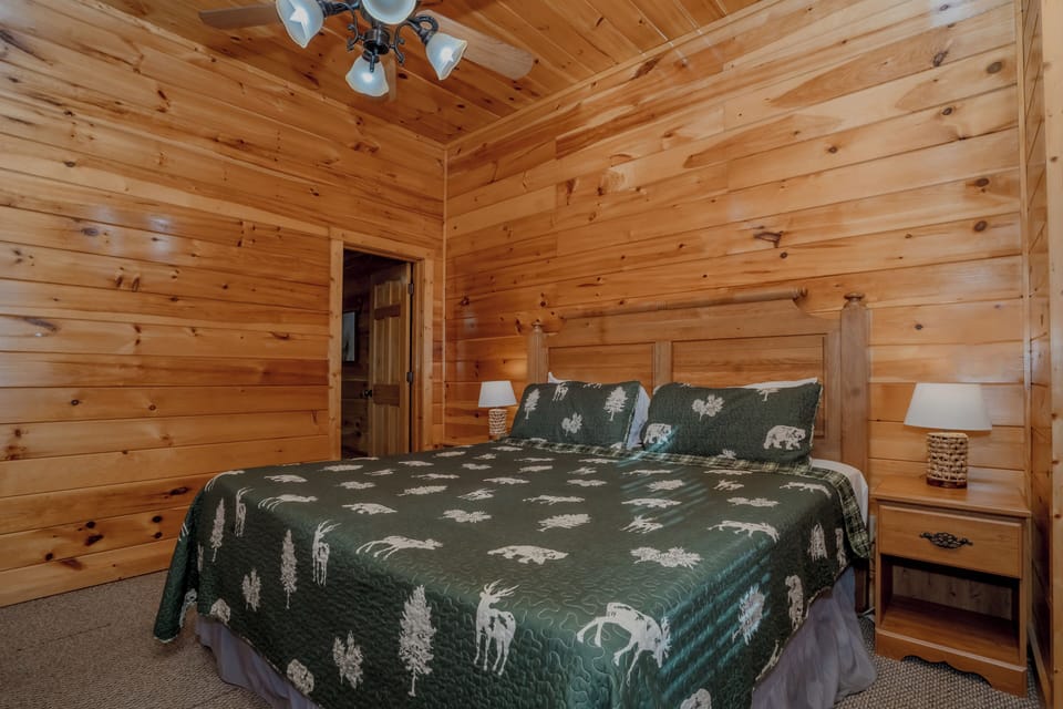King guest bedroom 1