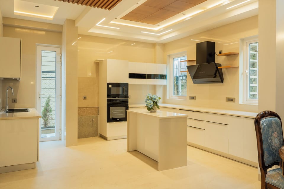 Luxury Villa, Balcony, Hill View | Private kitchen