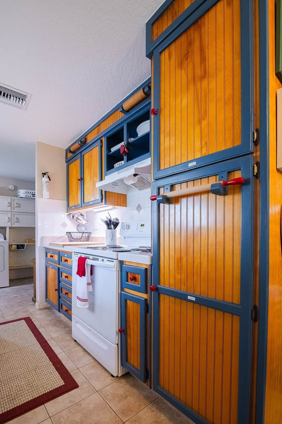 Kitchen (2)