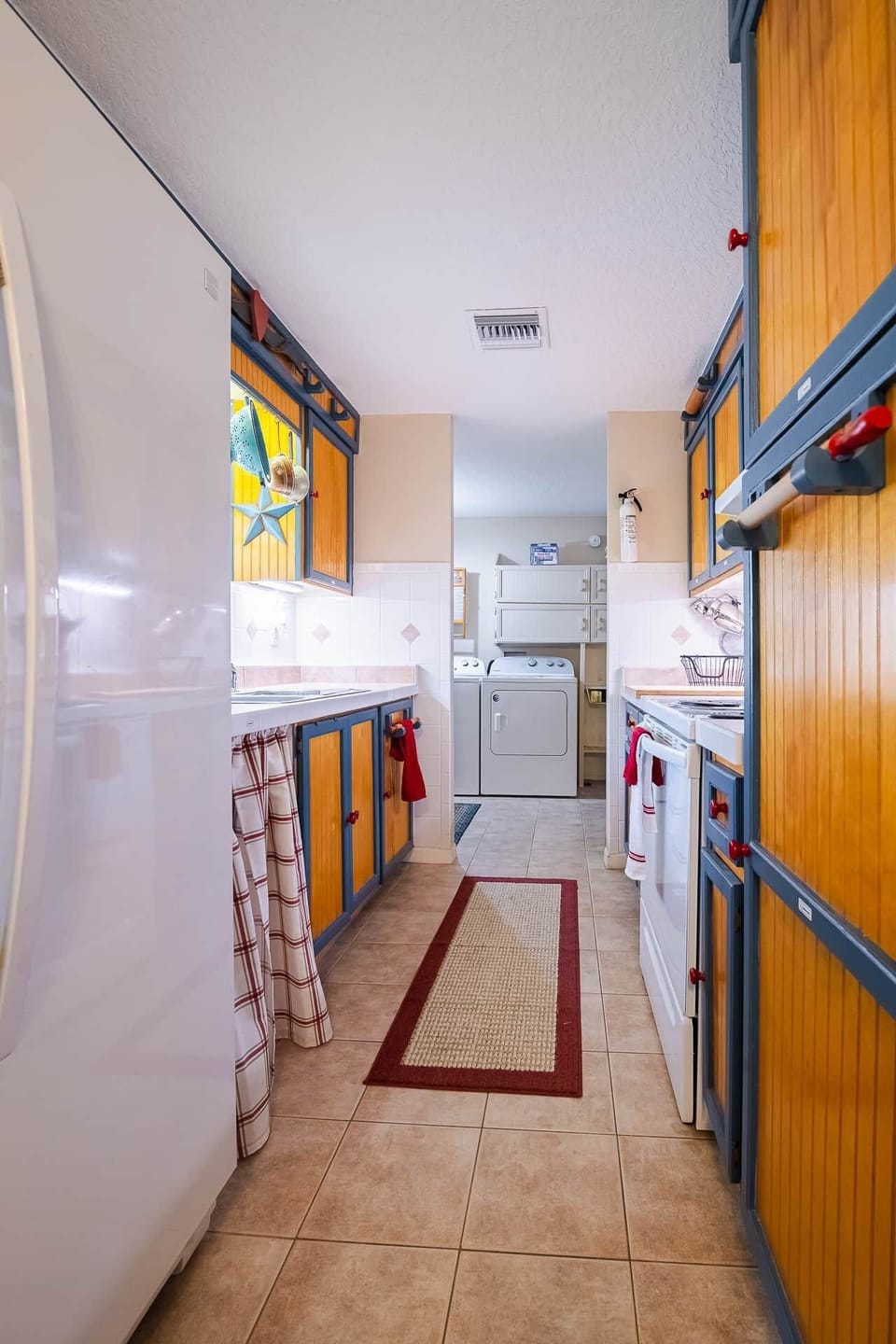 Kitchen (1)