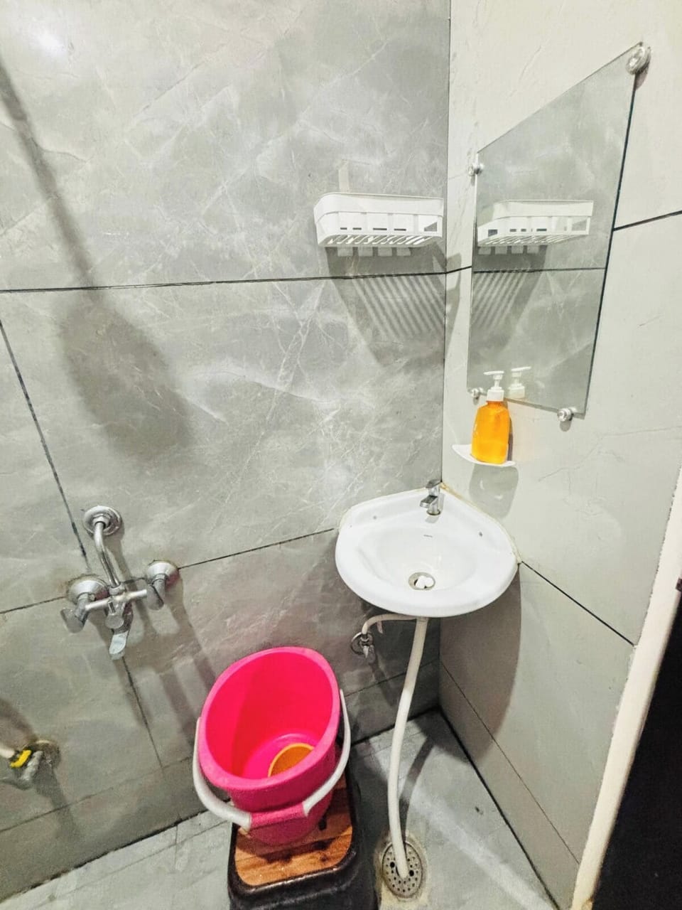 Deluxe Double Room, Balcony, City View | Bathroom | Slippers