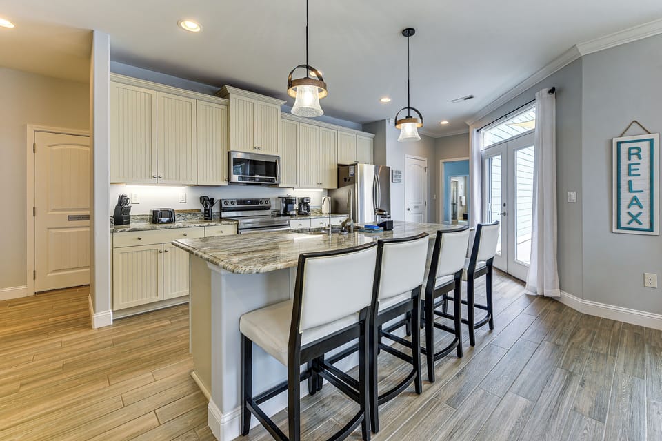 House (4 Bedrooms) | Interior