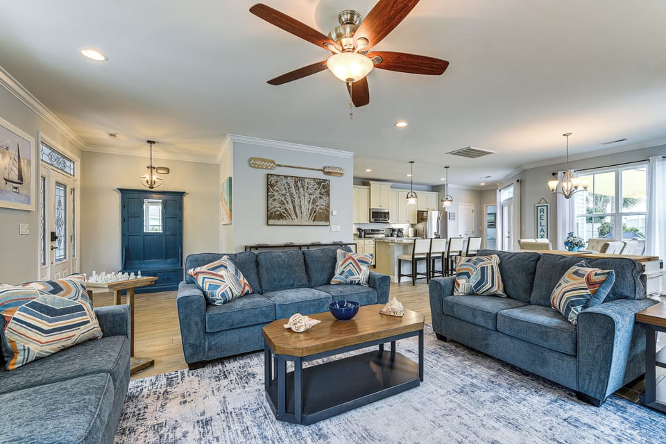 House (4 Bedrooms) | Interior