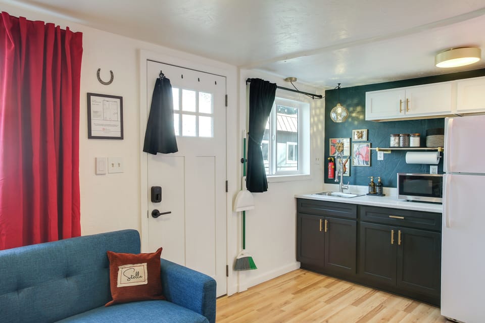 Apartment (0 Bedroom) | Interior