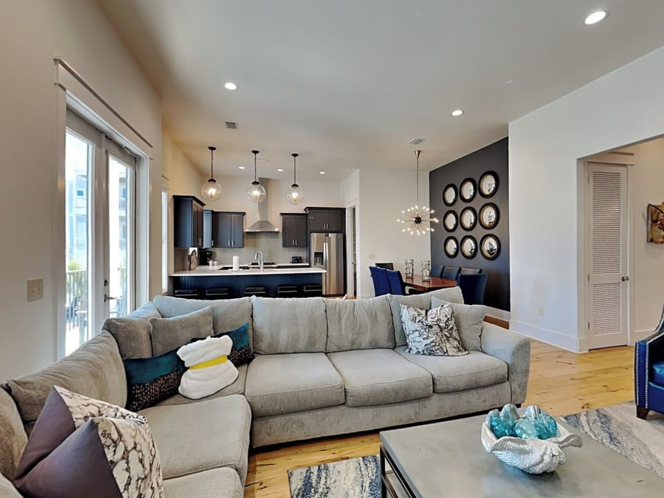 Living Area - Queen Sleeper Sofa - Second Floor