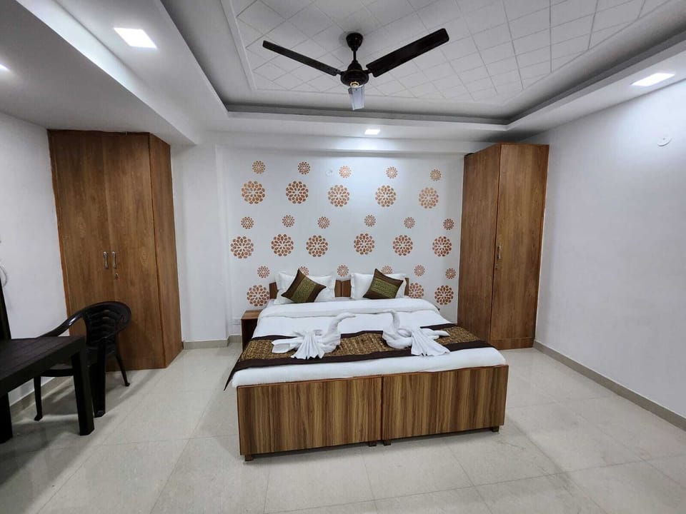 Standard Room | Free WiFi