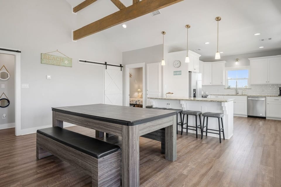 House, 3 Bedrooms | Dining