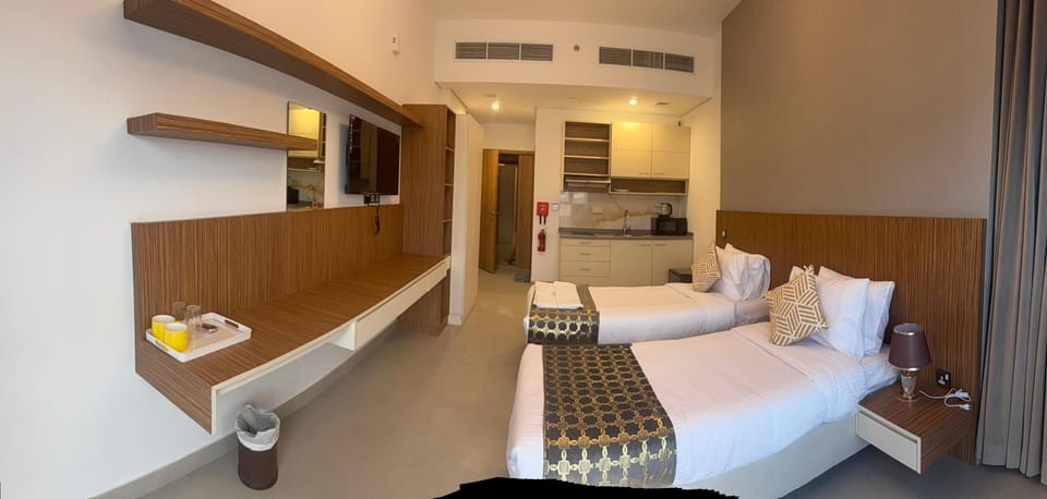 Standard Studio | Desk, laptop workspace, iron/ironing board, free WiFi