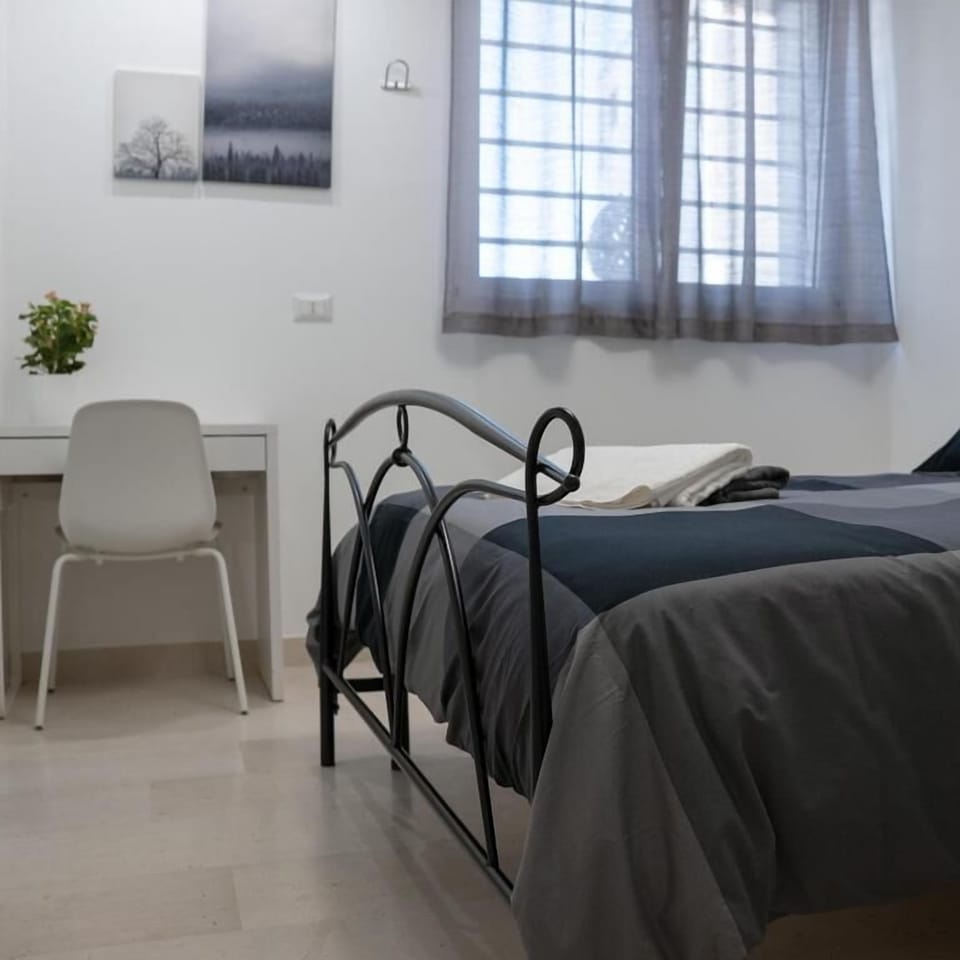 Family Quadruple Room, City View | Desk, free WiFi