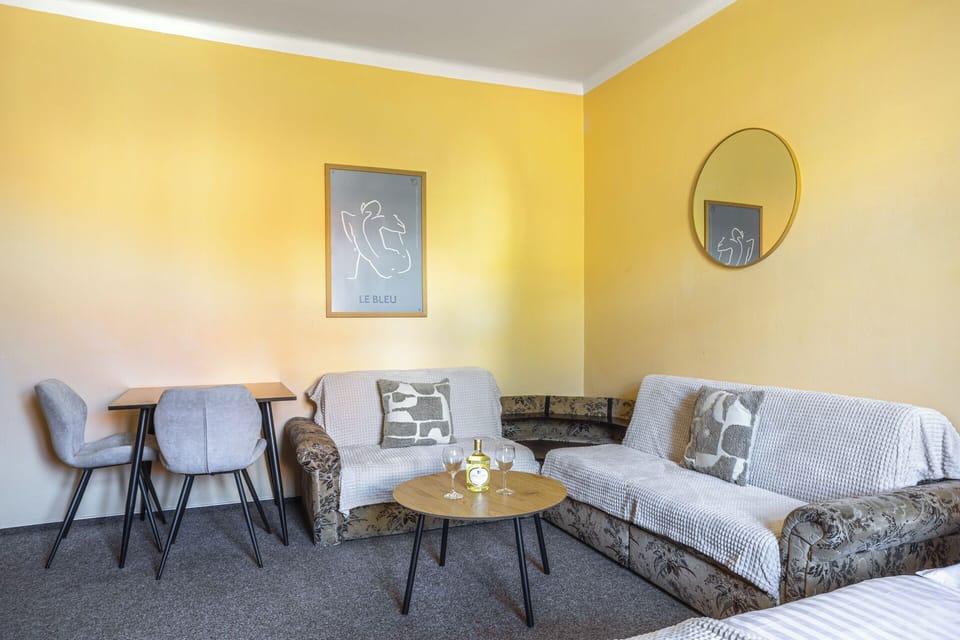 Double Room | Living area