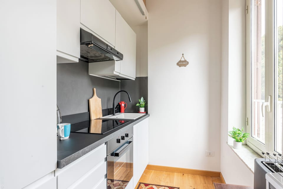 Basic Apartment | Private kitchen | Espresso maker, electric kettle