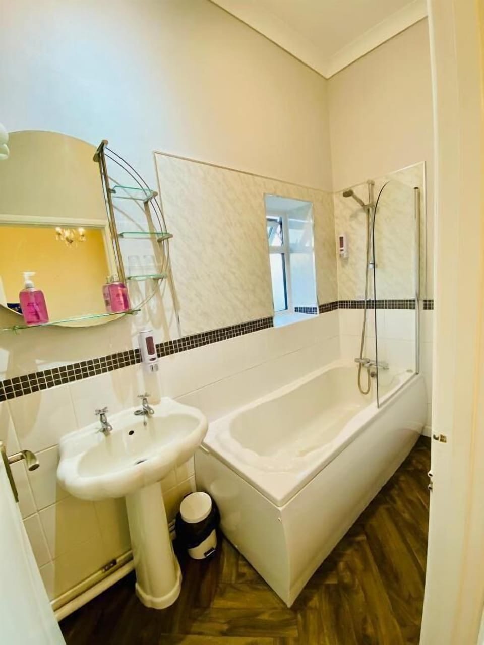 Deluxe Double Room, Balcony, Sea View | Bathroom