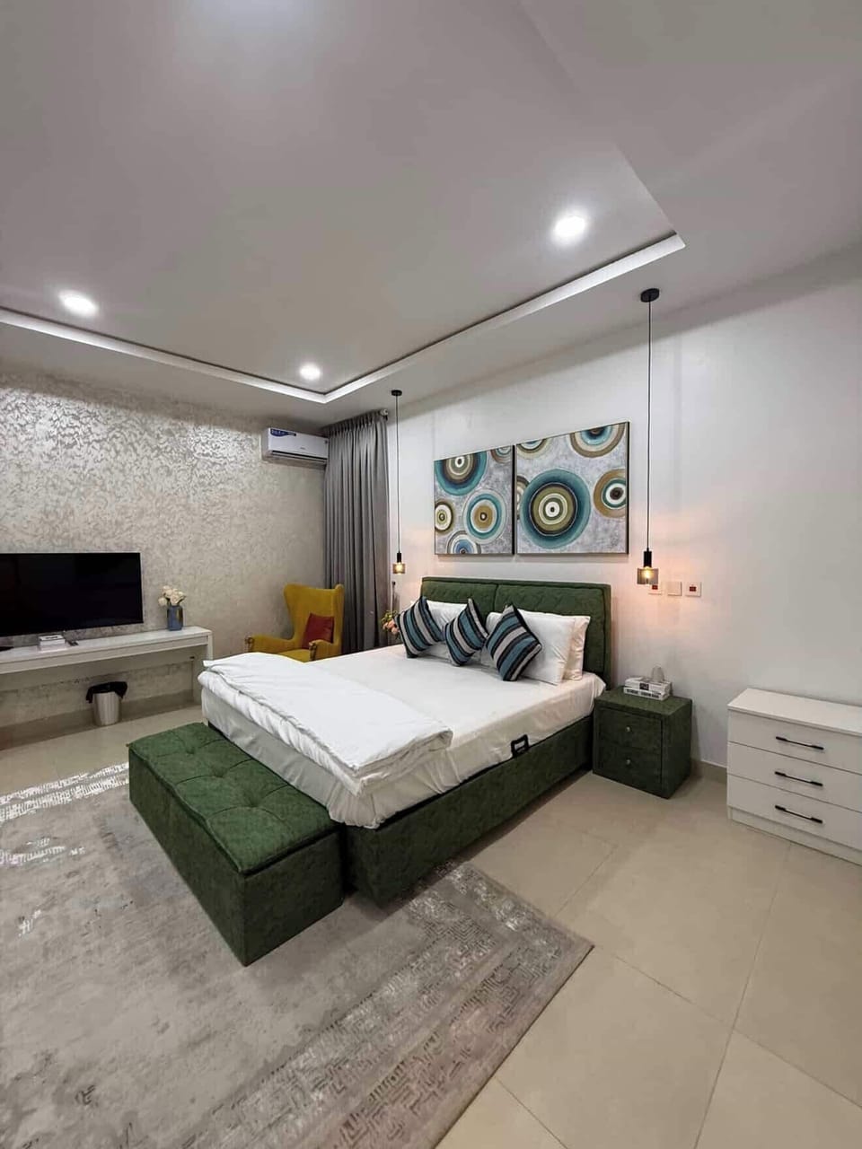 Deluxe Room, Balcony, City View | Desk, laptop workspace, blackout drapes, soundproofing