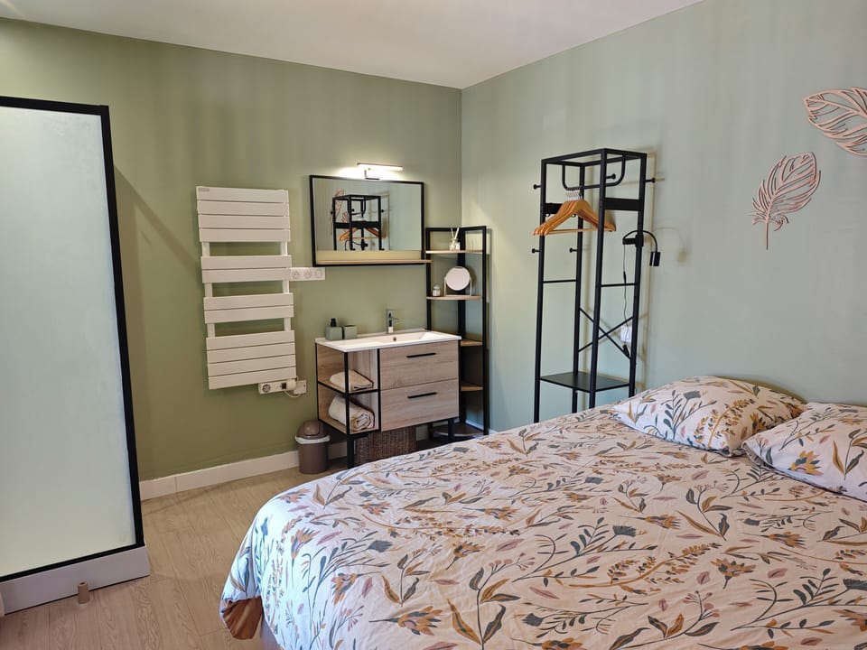 Comfort House, Garden View | Blackout drapes, WiFi (free)