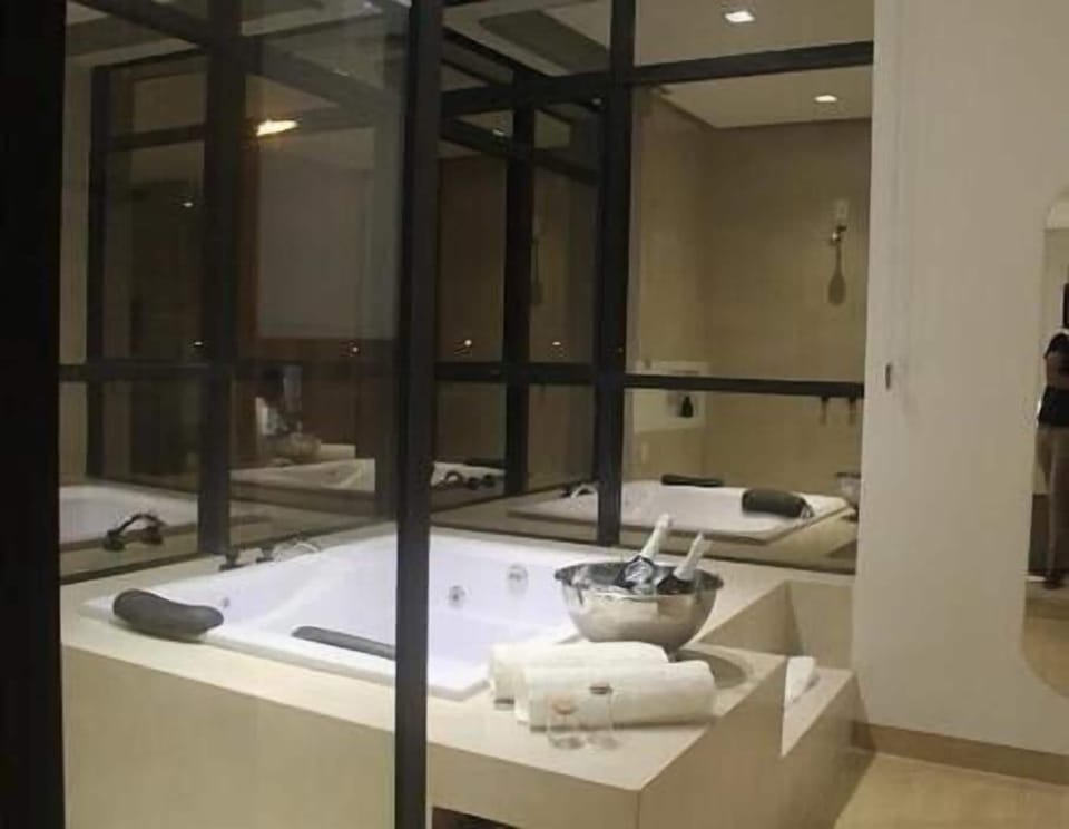 Shower, towels, soap, shampoo