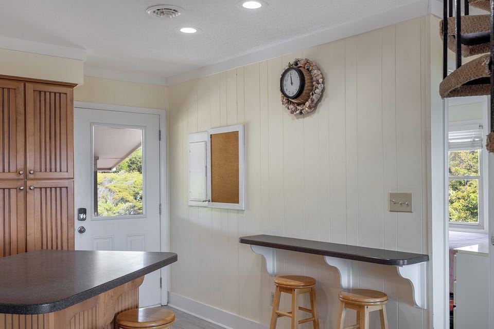 Kitchen Seating