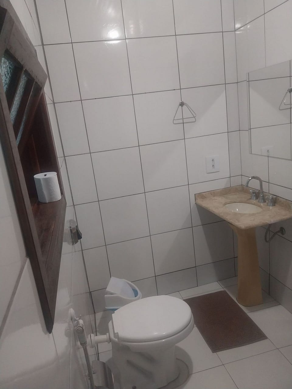 Shower, towels