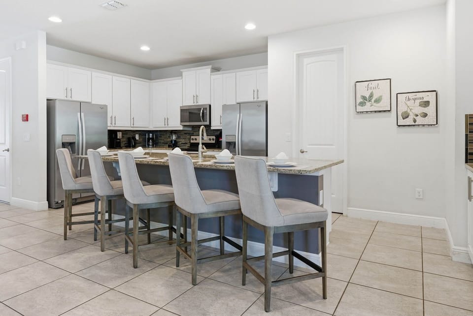 Fully equipped kitchen