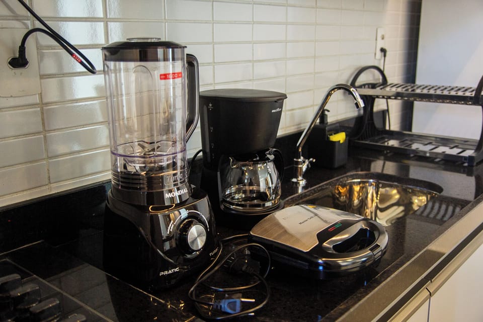 Basic Apartment | Private kitchen | Cookware/dishes/utensils