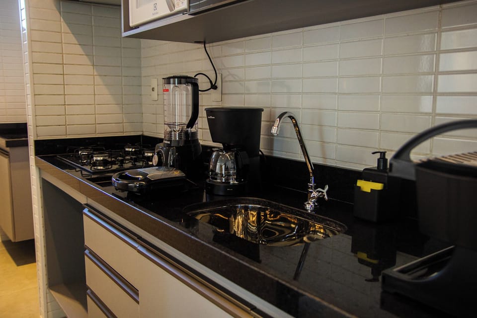 Basic Apartment | Private kitchen | Cookware/dishes/utensils