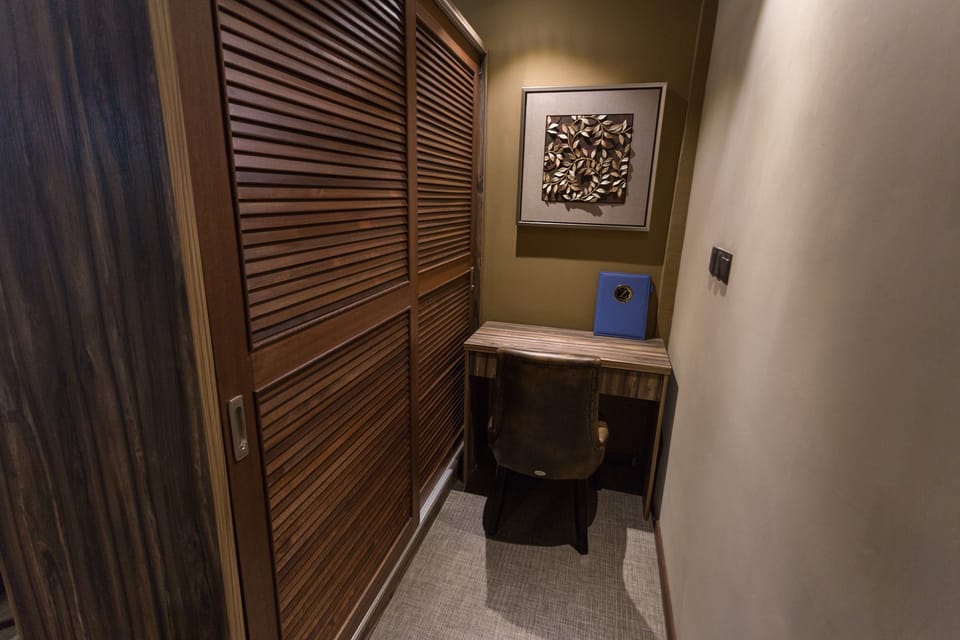 Room amenity