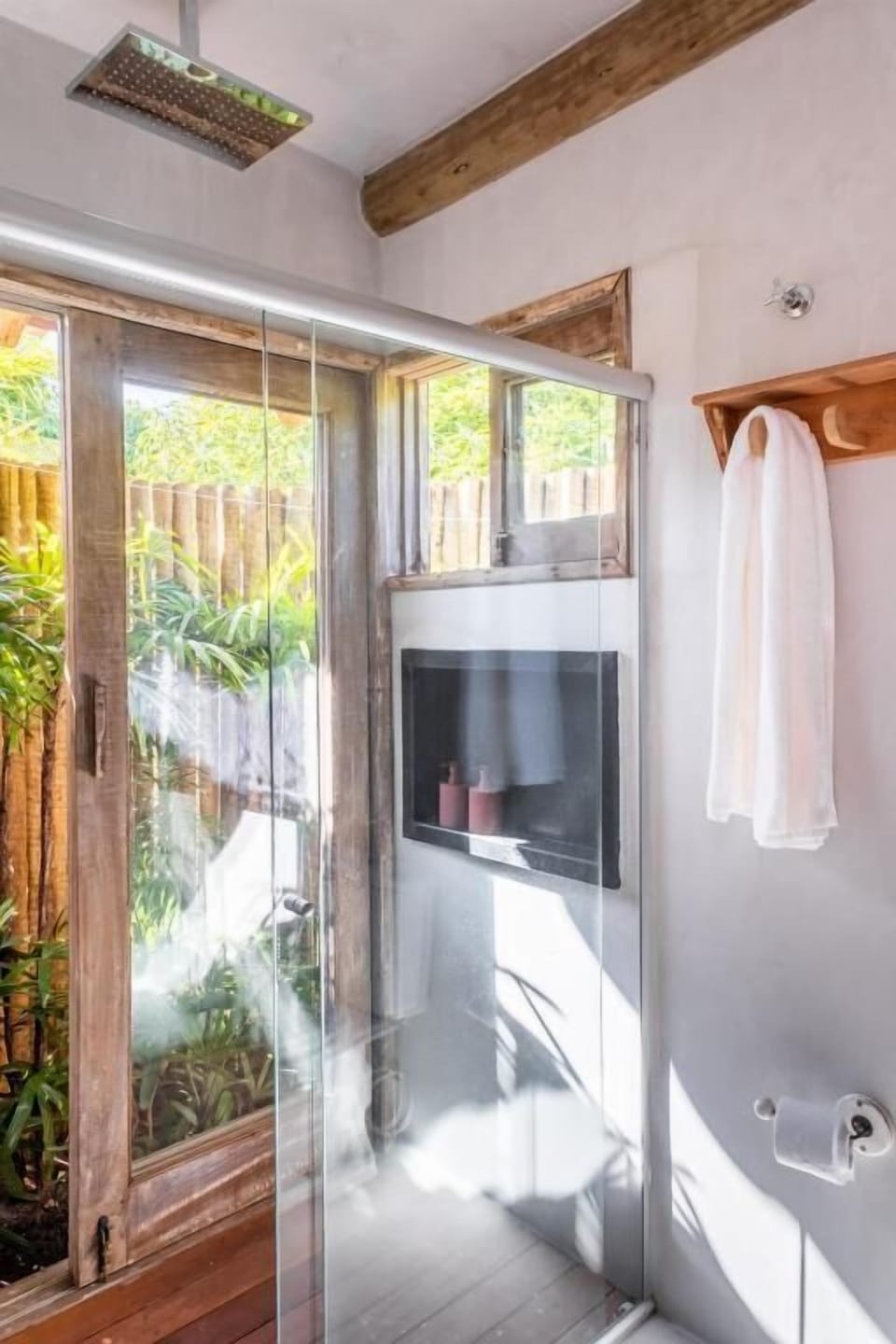 Deluxe Studio Suite, Garden View | Interior