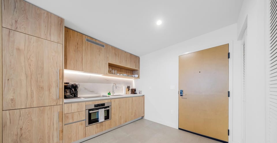 Condo, Balcony, City View | Private kitchen | Fridge, microwave, dishwasher, espresso maker