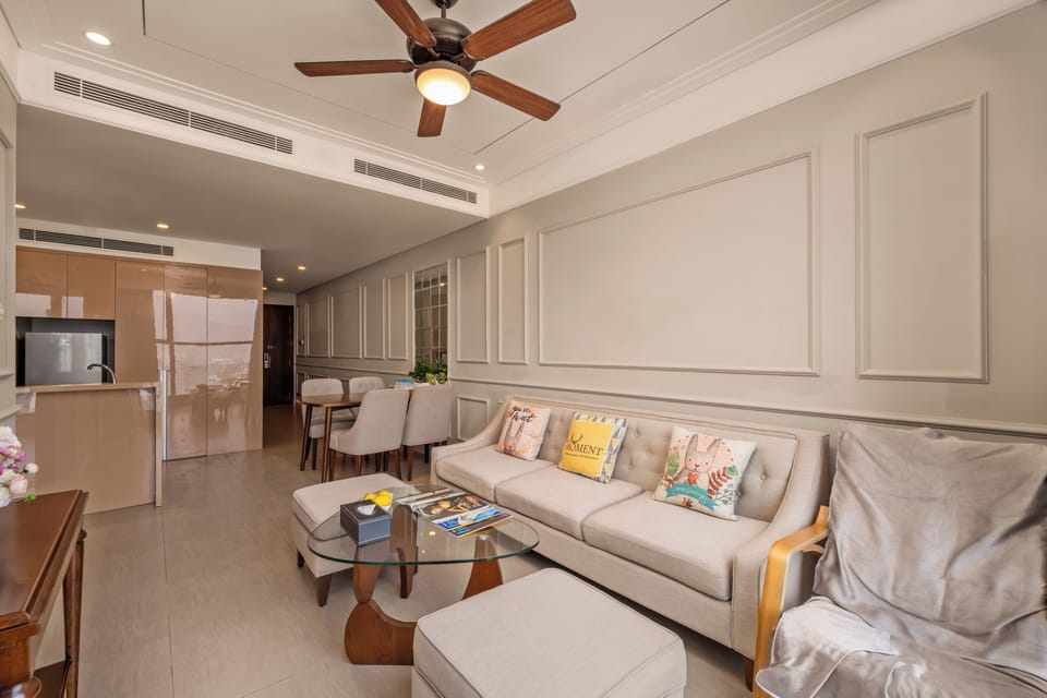 Apartment, 2 Bedrooms | Living area