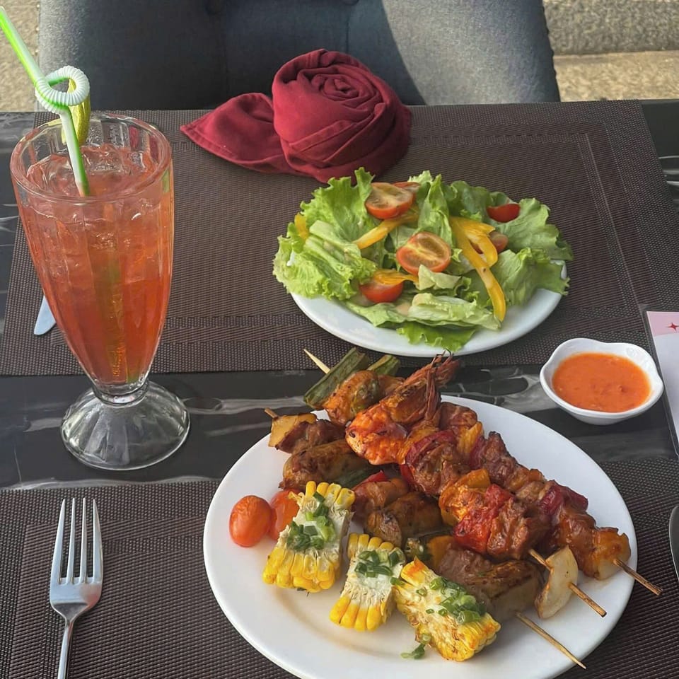 Apartment, 2 Bedrooms | Food and drink