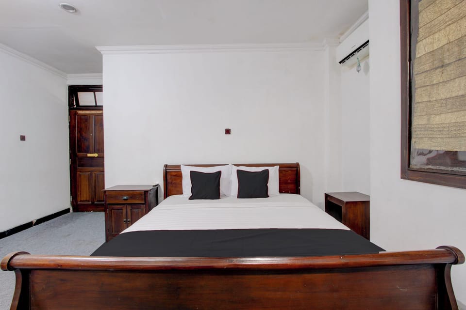 Deluxe Double Room | Soundproofing