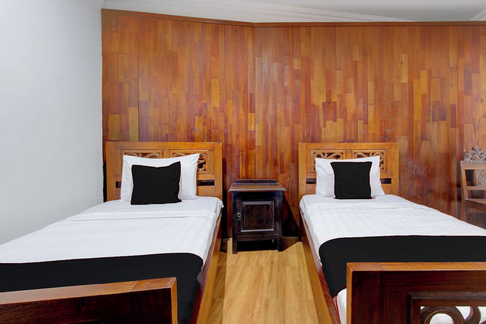 Deluxe Twin Room | Soundproofing