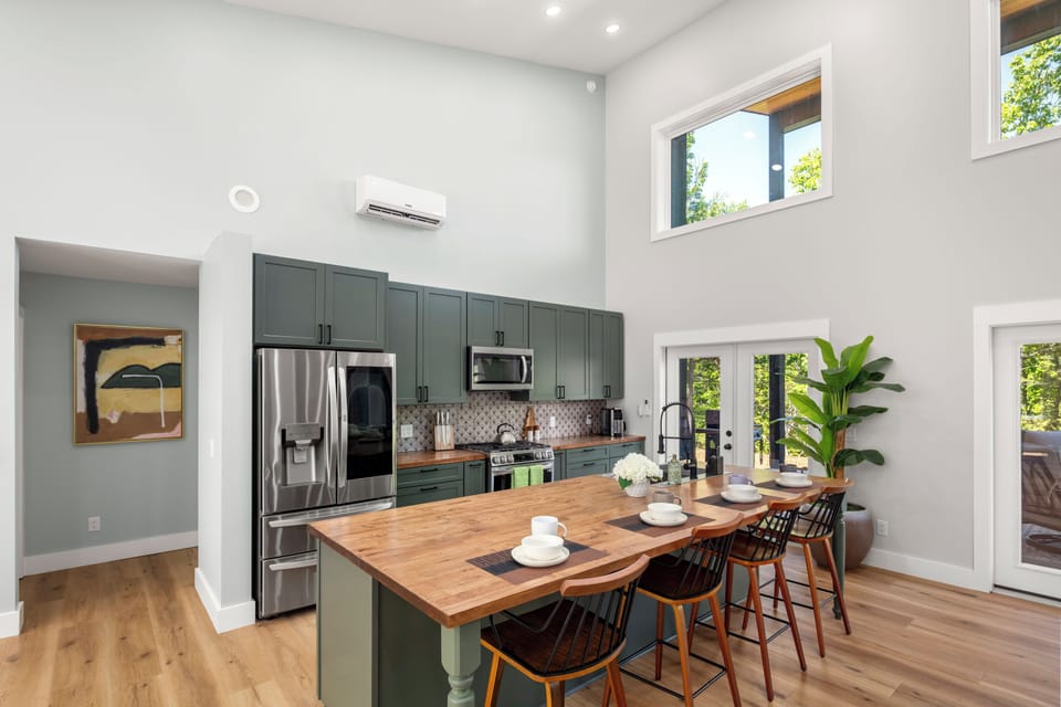 Large kitchen fully equipped for all your needs.